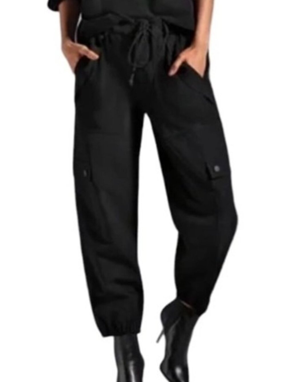 EUC CAbi Black Quantum Cargo Pants, sz M
